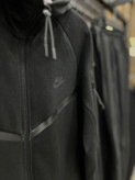 ست نایکی تکفلیس 2025 tech fleece